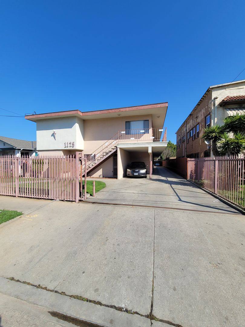 Apartment for rent at 1125 W 107th St, Los Angeles, CA 90044