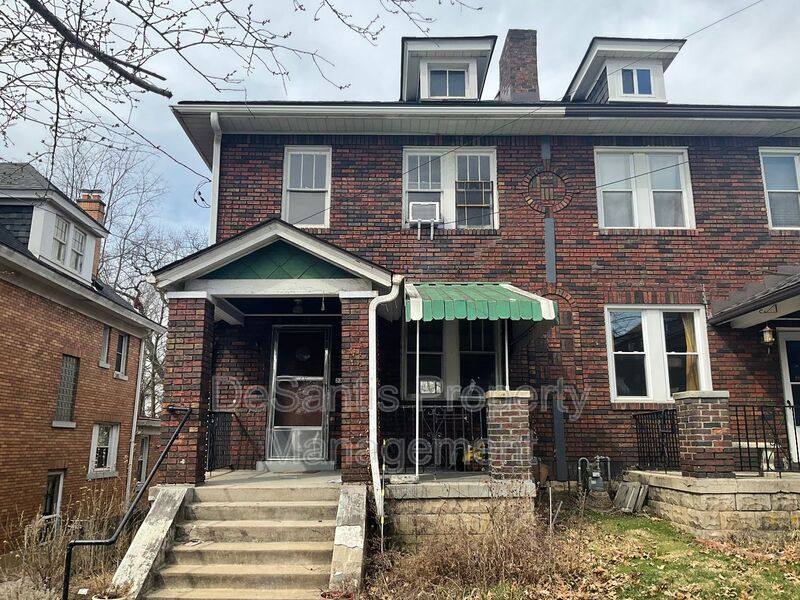 Apartment for rent at 3306 Shady Ave Extension, Pittsburgh, PA 15217