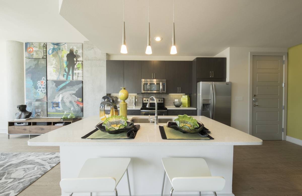 Apartment for rent at 613 W 7th St, Austin, TX 78701