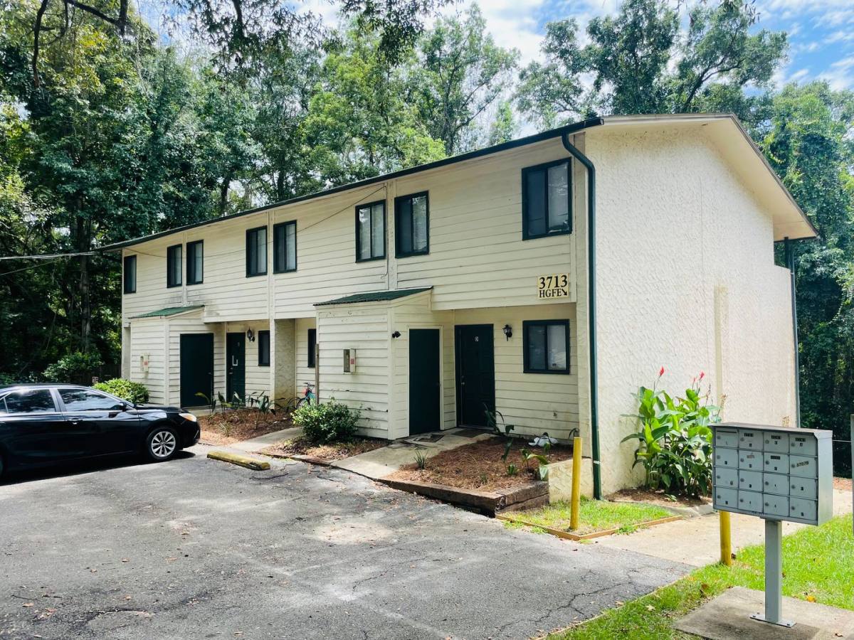 Apartment for rent at 3713 Rockbrook Dr, Tallahassee, FL 32311