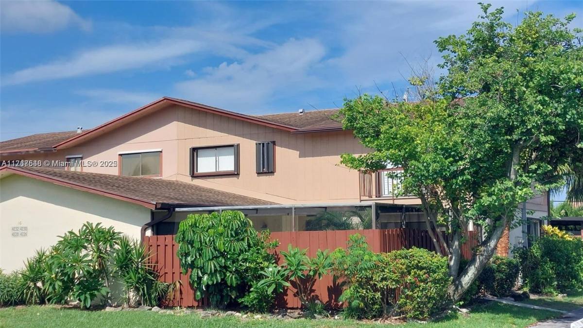 Townhouse for rent at 4226 S Landar Dr, Lake Worth, FL 33463