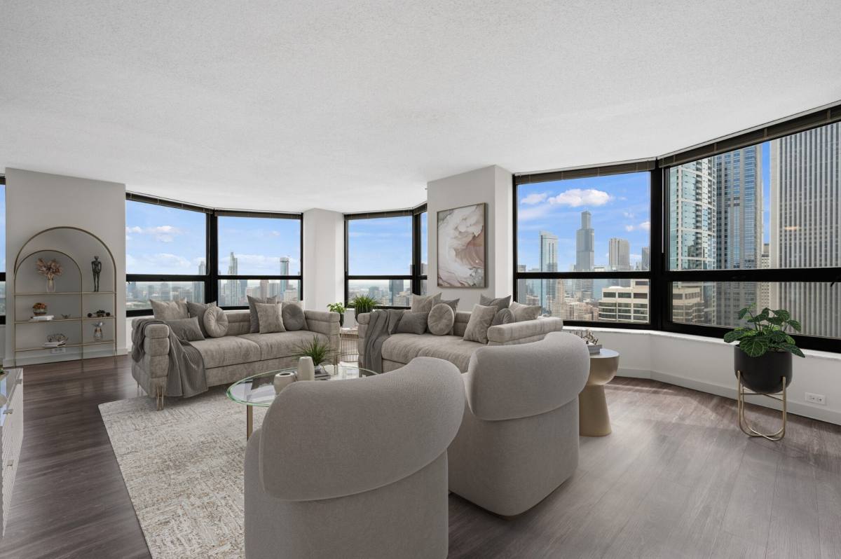 Apartment for rent at 175 N Harbor Dr #3302, Chicago, IL 60601