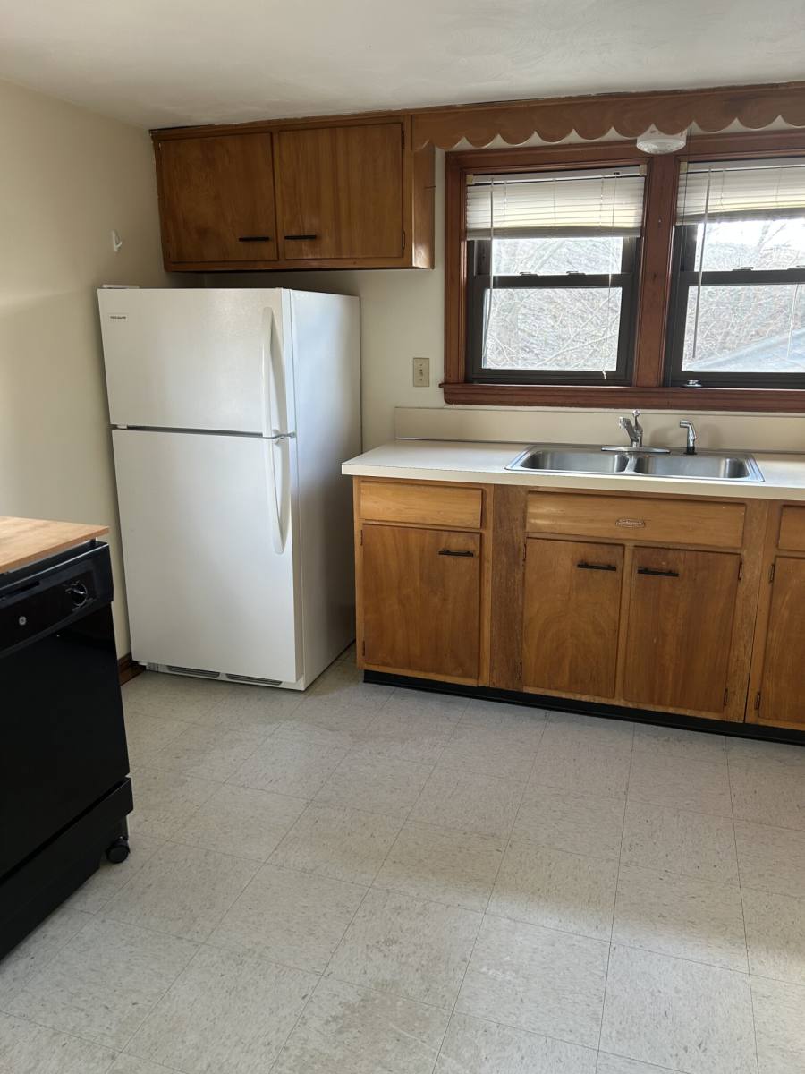 Apartment for rent at 43 Johnson Place, Auburndale, MA 02466