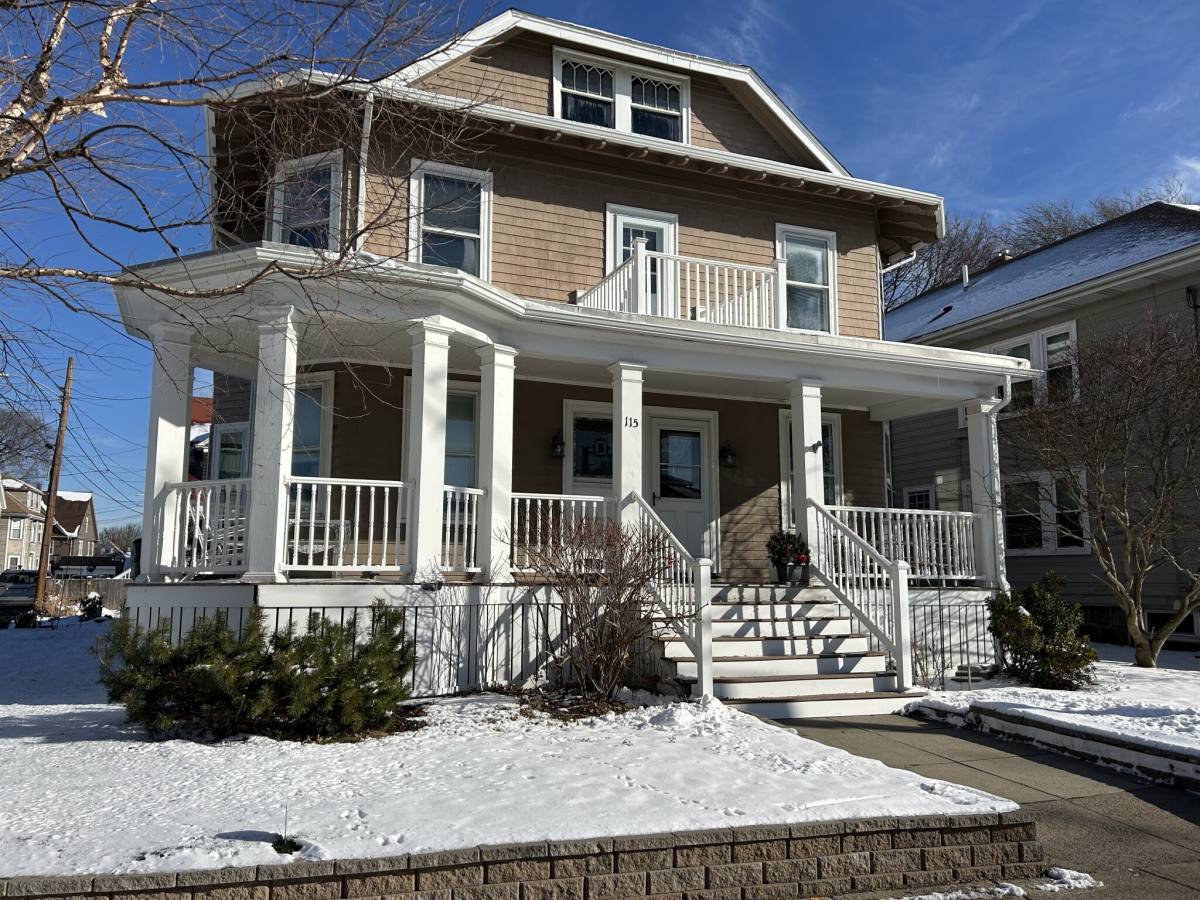 Apartment for rent at 115 Winthrop St #2, Winthrop, MA 02152