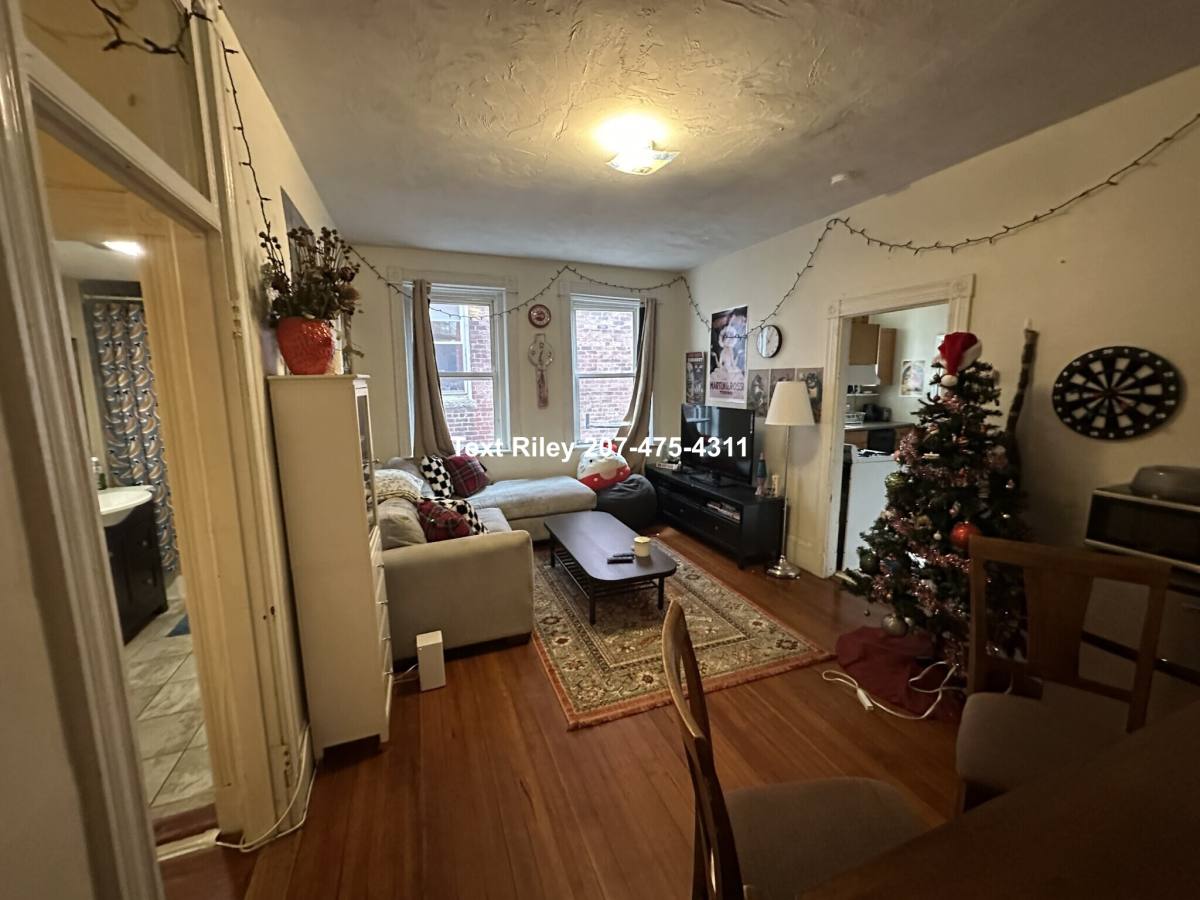 Apartment for rent at 71 S Huntington Ave #2, Jamaica Plain, MA 02130