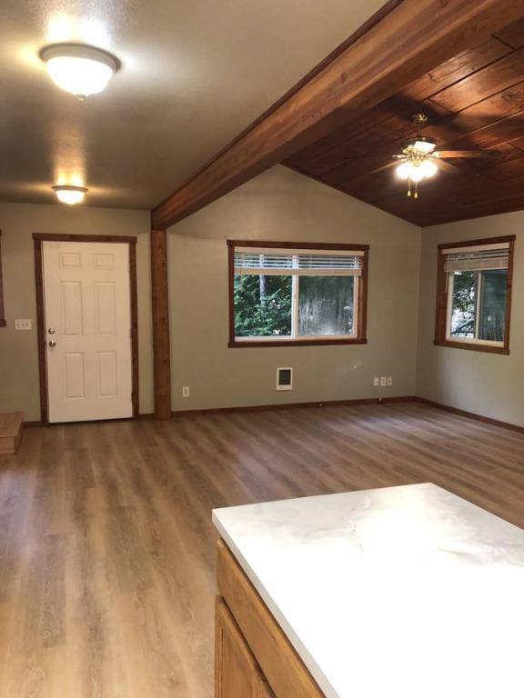 House for rent at 761 SE Indian Trail Ave, Depoe Bay, OR 97341