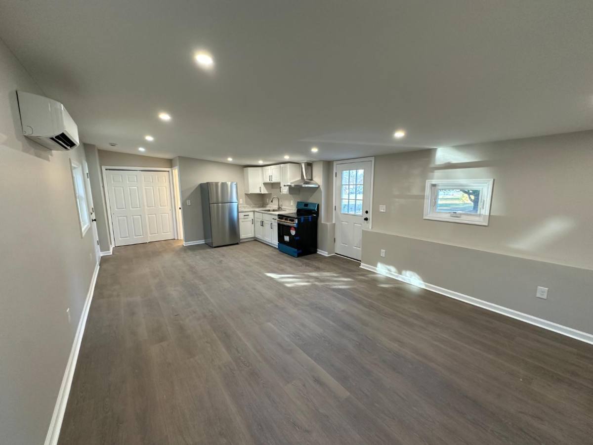 Apartment for rent at 950 US-Route 9 E, Castleton on Hudson, NY 12033