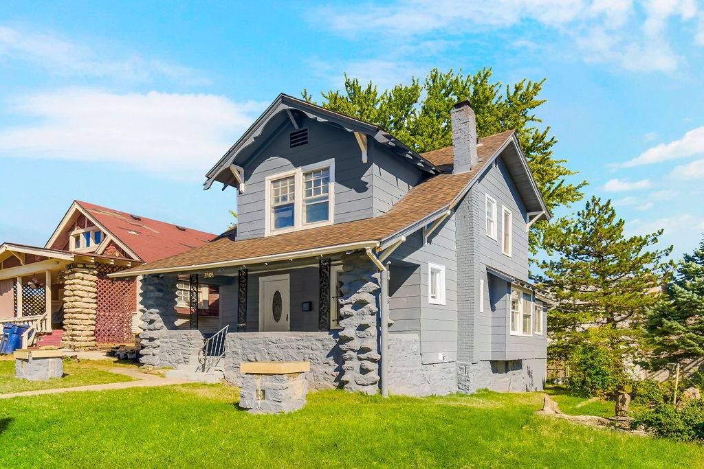 House for rent at 3909 Wabash Ave, Kansas City, MO 64130