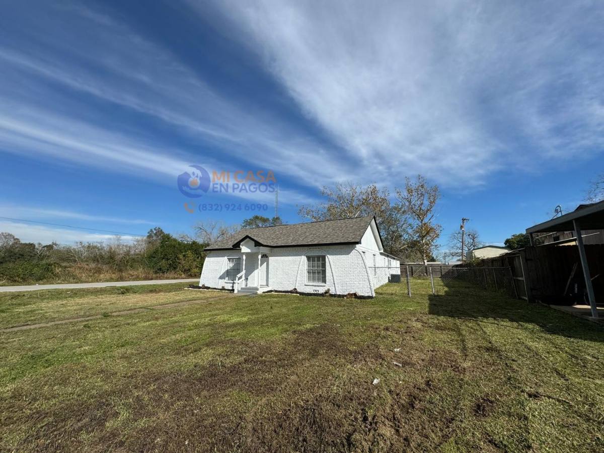 House for rent at 201 Farrer St, Angleton, TX 77515