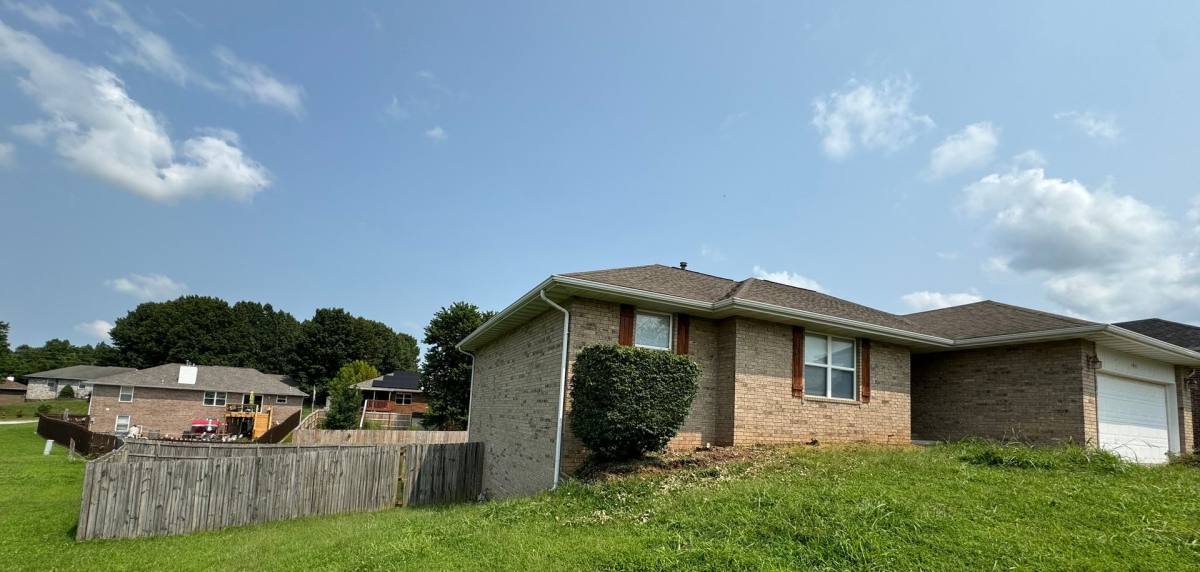 House for rent at 4051 W Condor Dr, Brookline, MO 65619