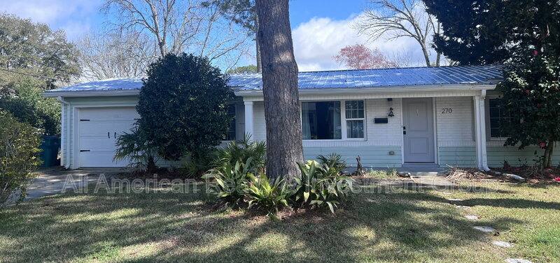 House for rent at 270 Gregory Dr, Mary Esther, FL 32569