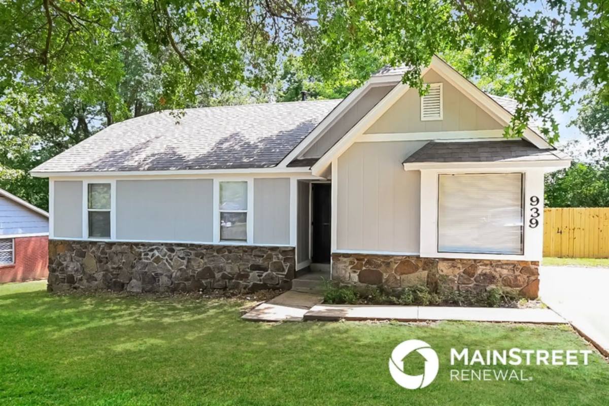 House for rent at 939 Valley Springs Dr, Southaven, MS 38671
