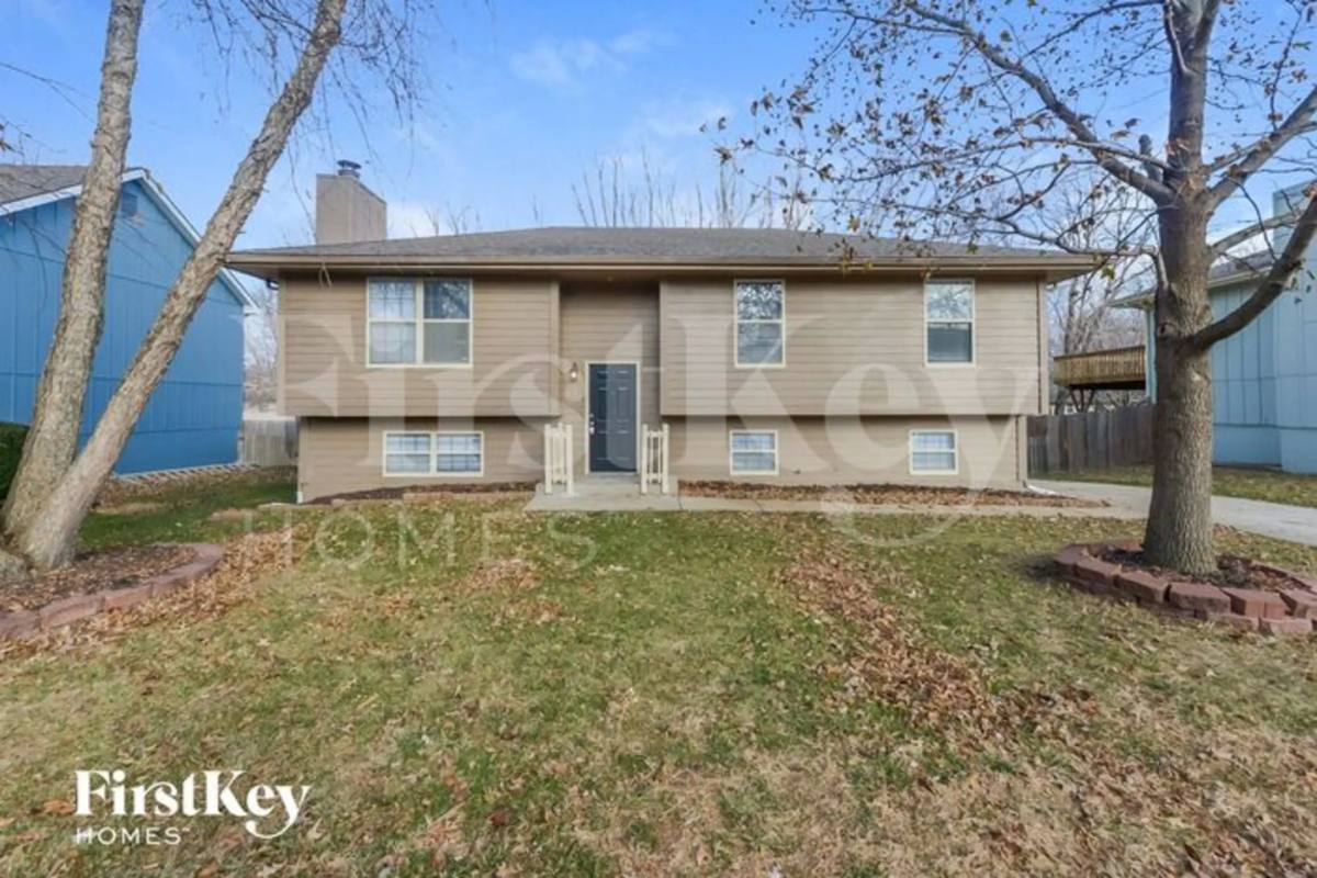 House for rent at 2108 NE Cookson St, Lees Summit, MO 64086