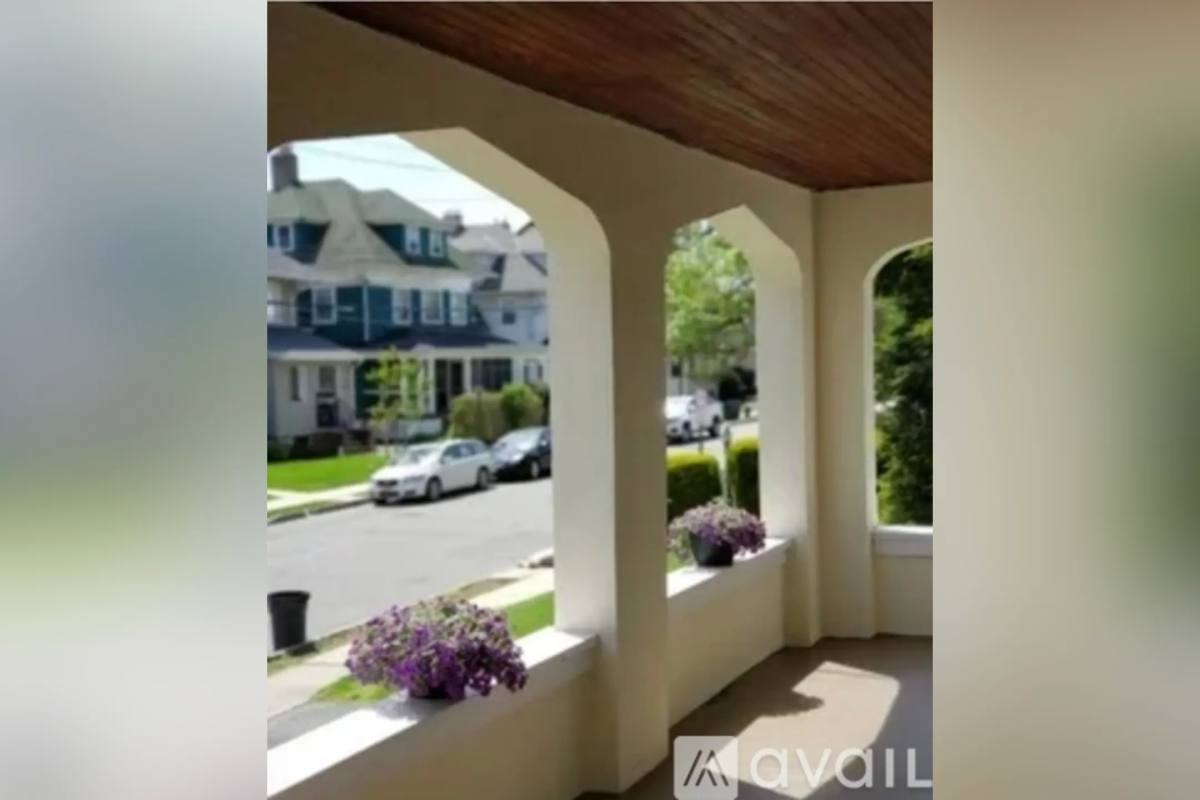 Apartment for rent at 32 N Willow St #1, Montclair, NJ 07042