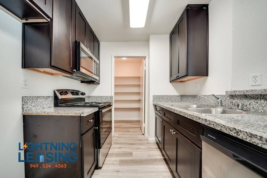 Apartment for rent at 2852 Riverside Dr #312D, Los Angeles, CA 90039