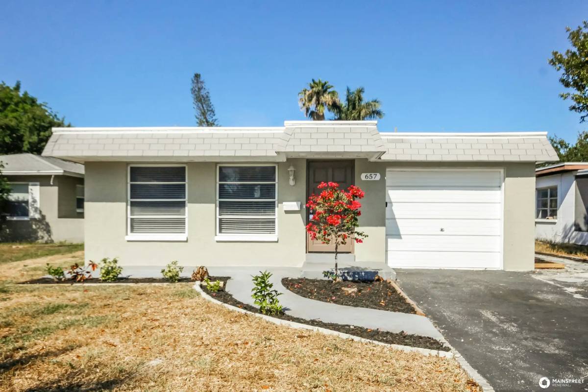 House for rent at 657 59th St S, Saint Petersburg, FL 33707