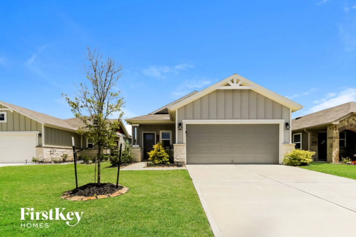 House for rent at 17874 Planted Orchard Dr, Hockley, TX 77447