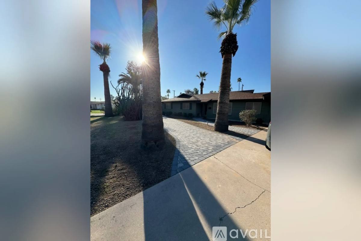 House for rent at 1947 W Northview Ave, Phoenix, AZ 85021
