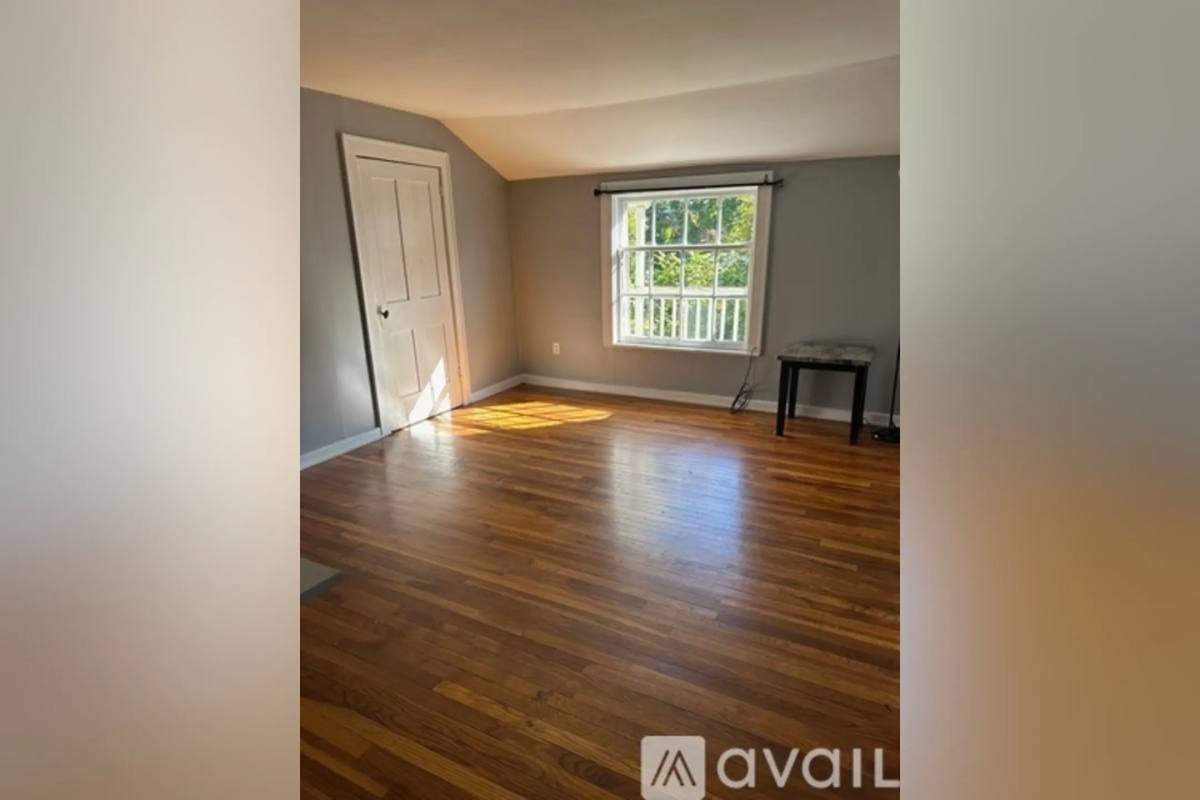 Apartment for rent at 131 W 4th St #4, Oswego, NY 13126