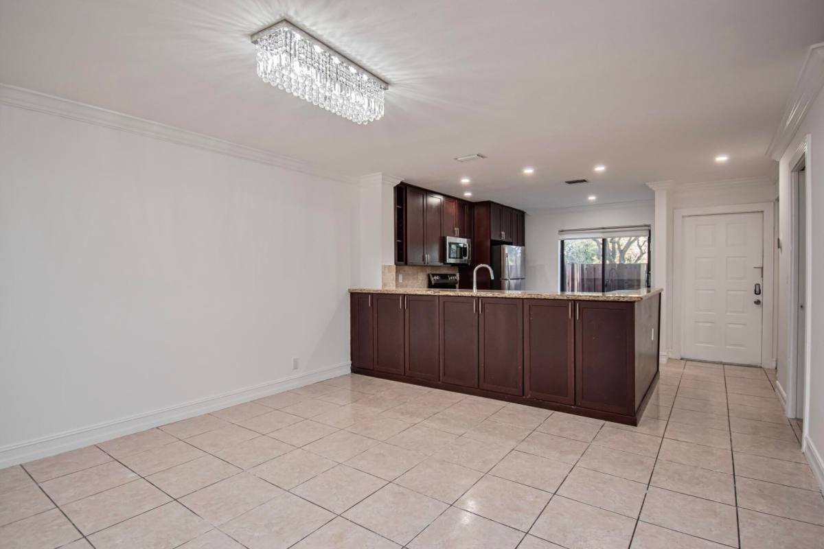 Townhouse for rent at 7790 Lago Del Mar Dr #904, Boca Raton, FL 33433