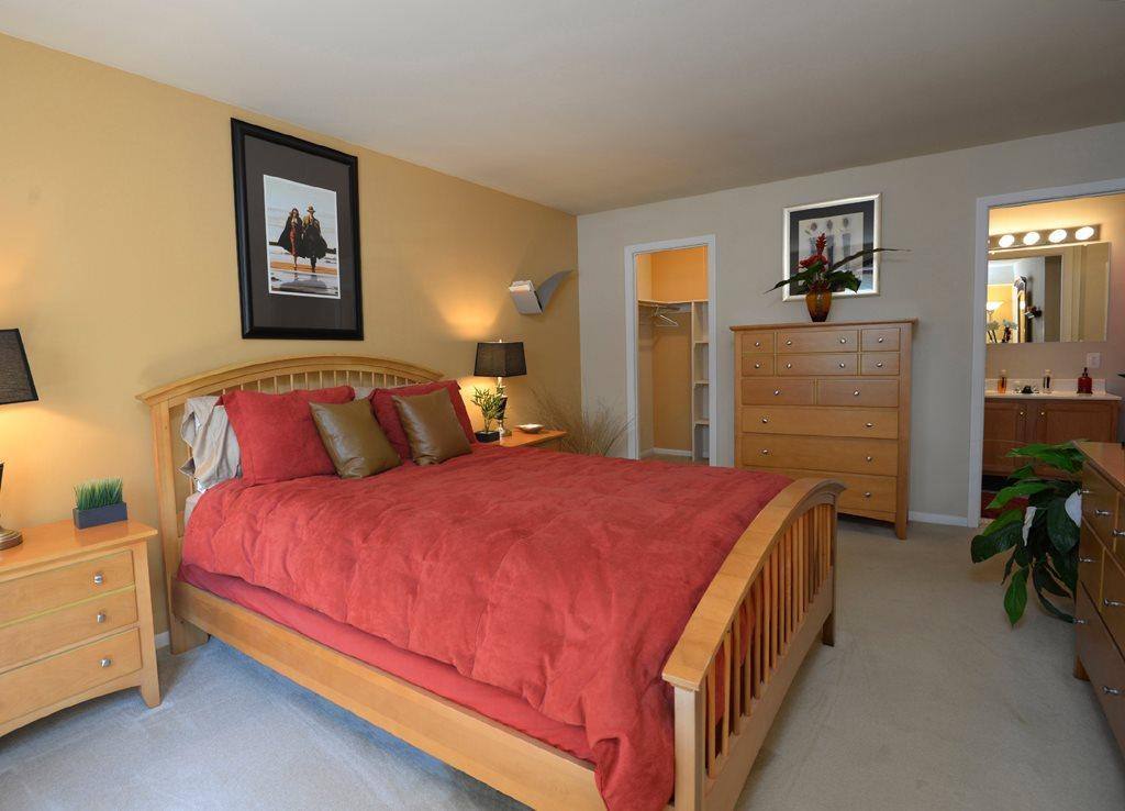 Apartment for rent at Woodridge, 3901 Noyes Circle, Randallstown, MD 21133