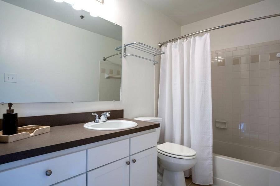 Apartment for rent at 100 Red Fox Lane, Newark, DE 19711