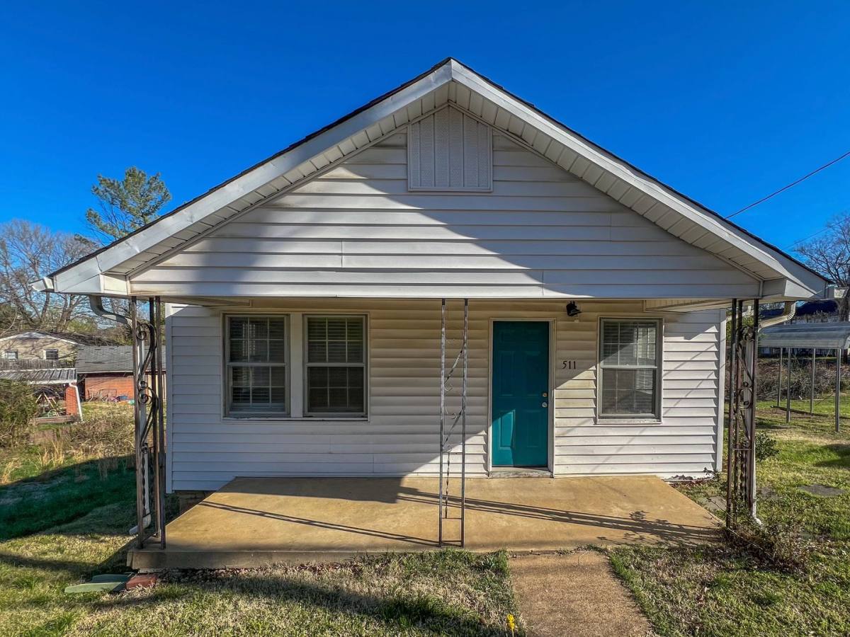 House for rent at 511 Crossland Ave, Clarksville, TN 37040