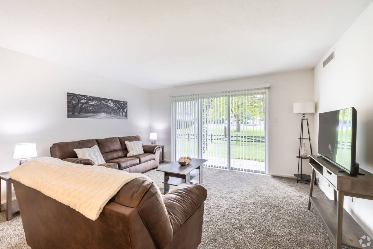 Apartment for rent at 416 Hollow Creek Rd, Lexington, KY 40511
