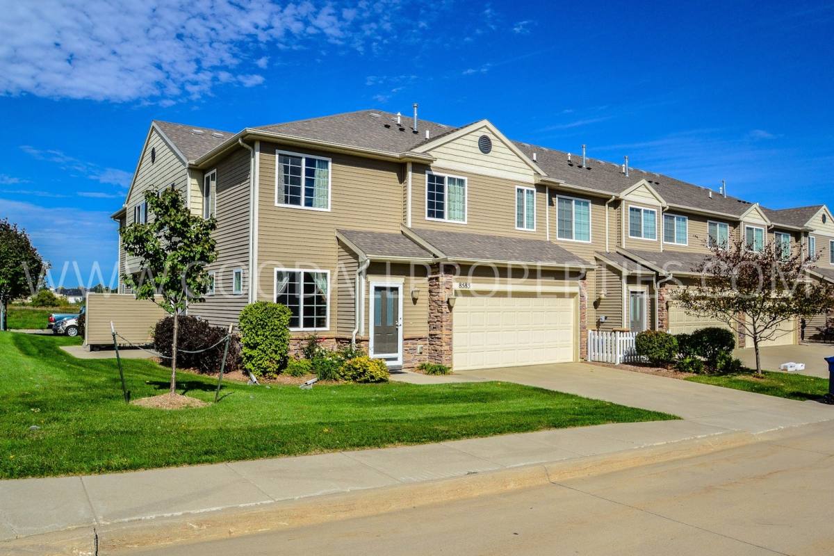 House for rent at 8583 Rock Dr, West Des Moines, IA 50266