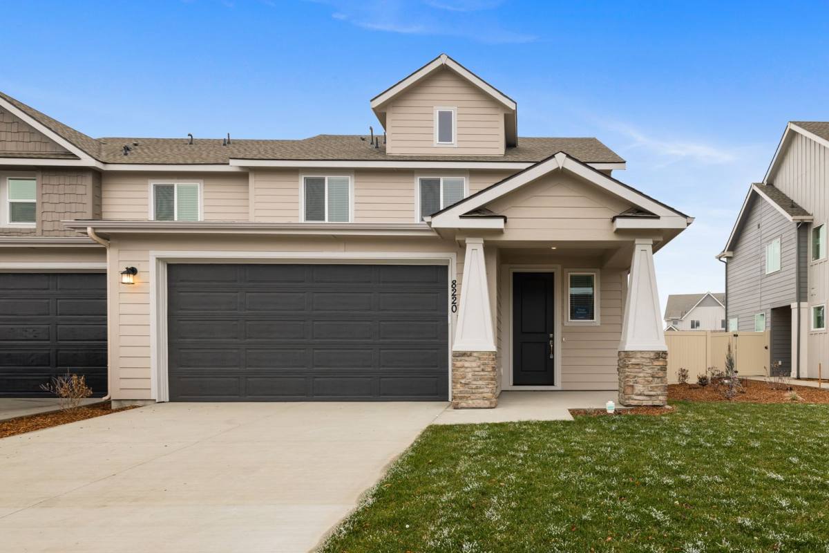 Townhouse for rent at 8220 Pacific Yew St, Eagle, ID 83616