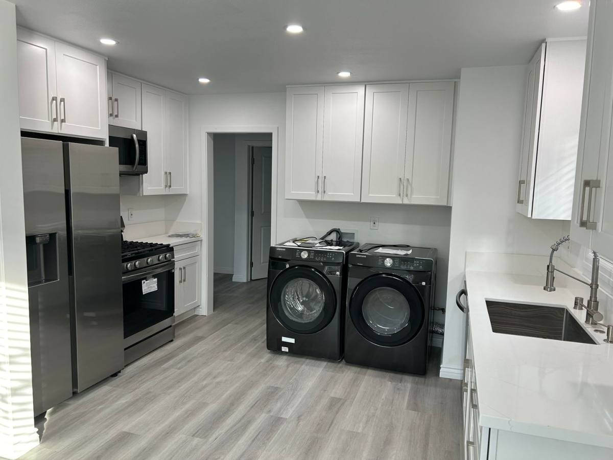 Apartment for rent at 5751-5761 Kingman Ave, Buena Park, CA 90621
