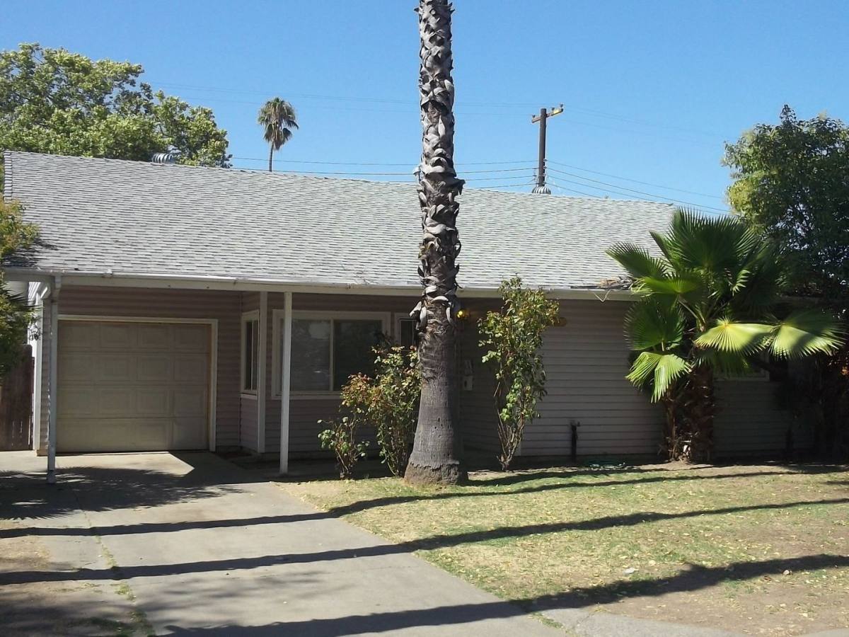 House for rent at 273 Redondo Ave, Sacramento, CA 95815