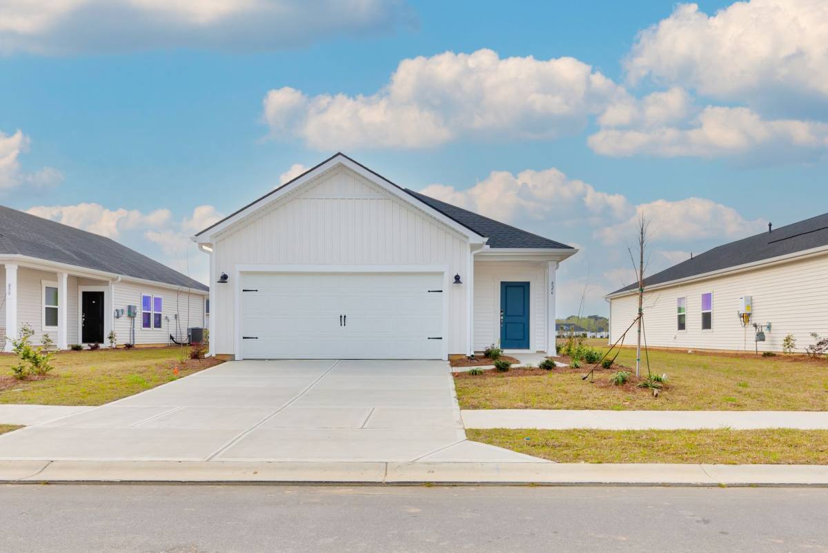 House for rent at 826 Cypress Preserve Circle, Longs, SC 29568