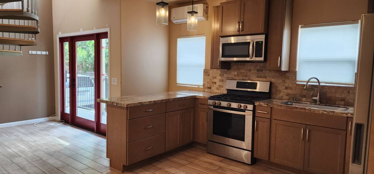 Apartment for rent at 1631 E 4th St, Long Beach, CA 90802