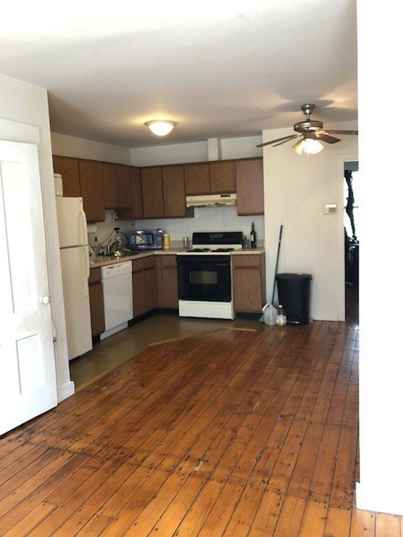 Apartment for rent at 72 Mechanic St, New Haven, CT 06511