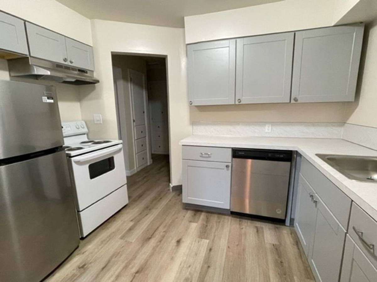 Apartment for rent at 315-345 Bush St S, Salem, OR 97302