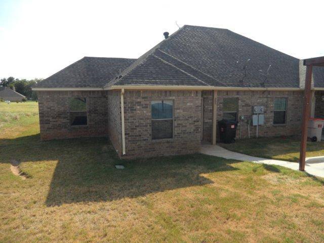 Apartment for rent at 285-287 Harmony Rd, Weatherford, TX 76087