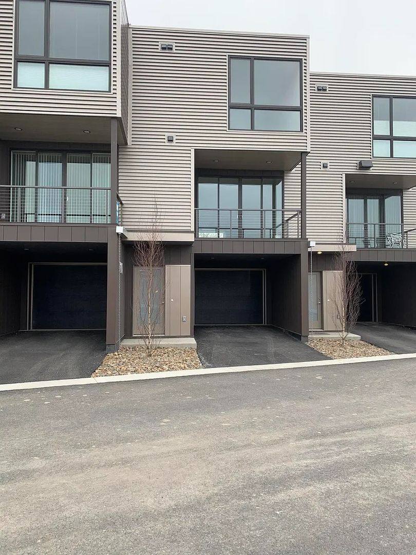 Condo for rent at 710 Top Rail Lane, Anchorage, AK 99501