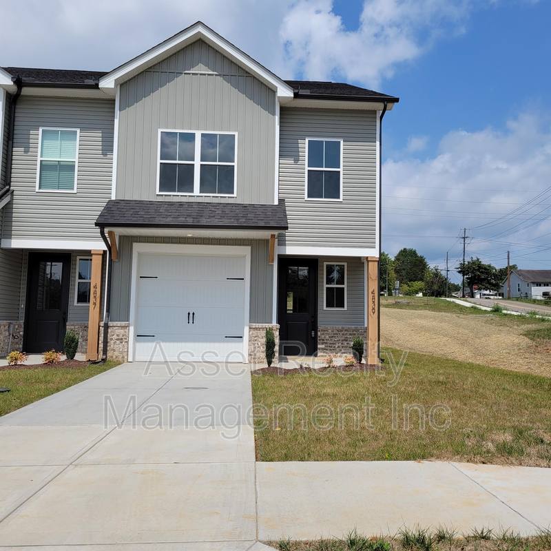 Townhouse for rent at 4839 Moon Lake Lane #1-1, Knoxville, TN 37918