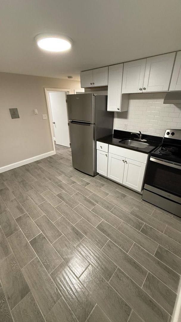Apartment for rent at 8-12 Perry St, North Grafton, MA 01536