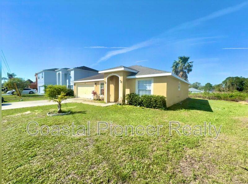 House for rent at 483 Big Sioux Court, Kissimmee, FL 34759