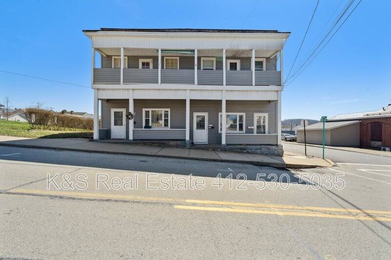 Apartment for rent at 300 Broad Ave #1, Belle Vernon, PA 15012