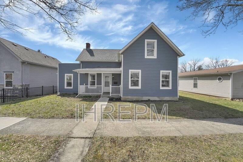 Apartment for rent at 78 Oak St, Delaware, OH 43015