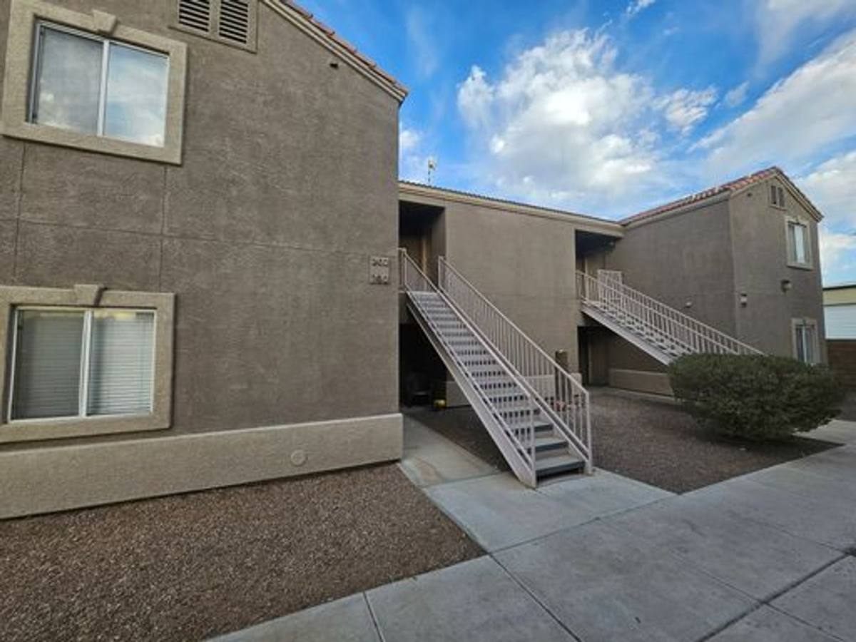 Apartment for rent at 4160 S Lynn Dr, Fort Mohave, AZ 86426