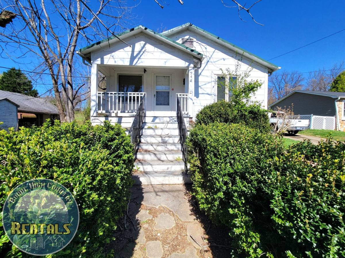 House for rent at 548 Hill St, Lenoir, NC 28645