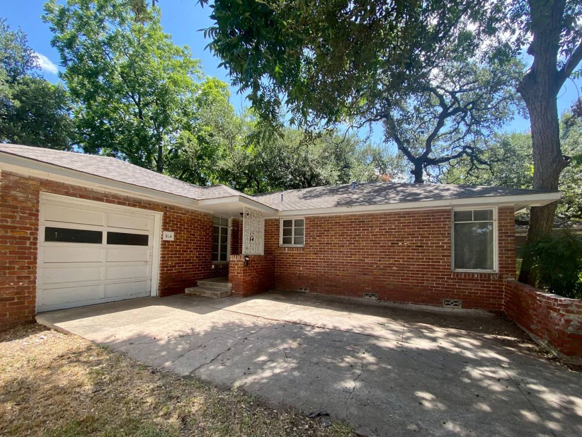 House for rent at 914 Keith Lane, Austin, TX 78705