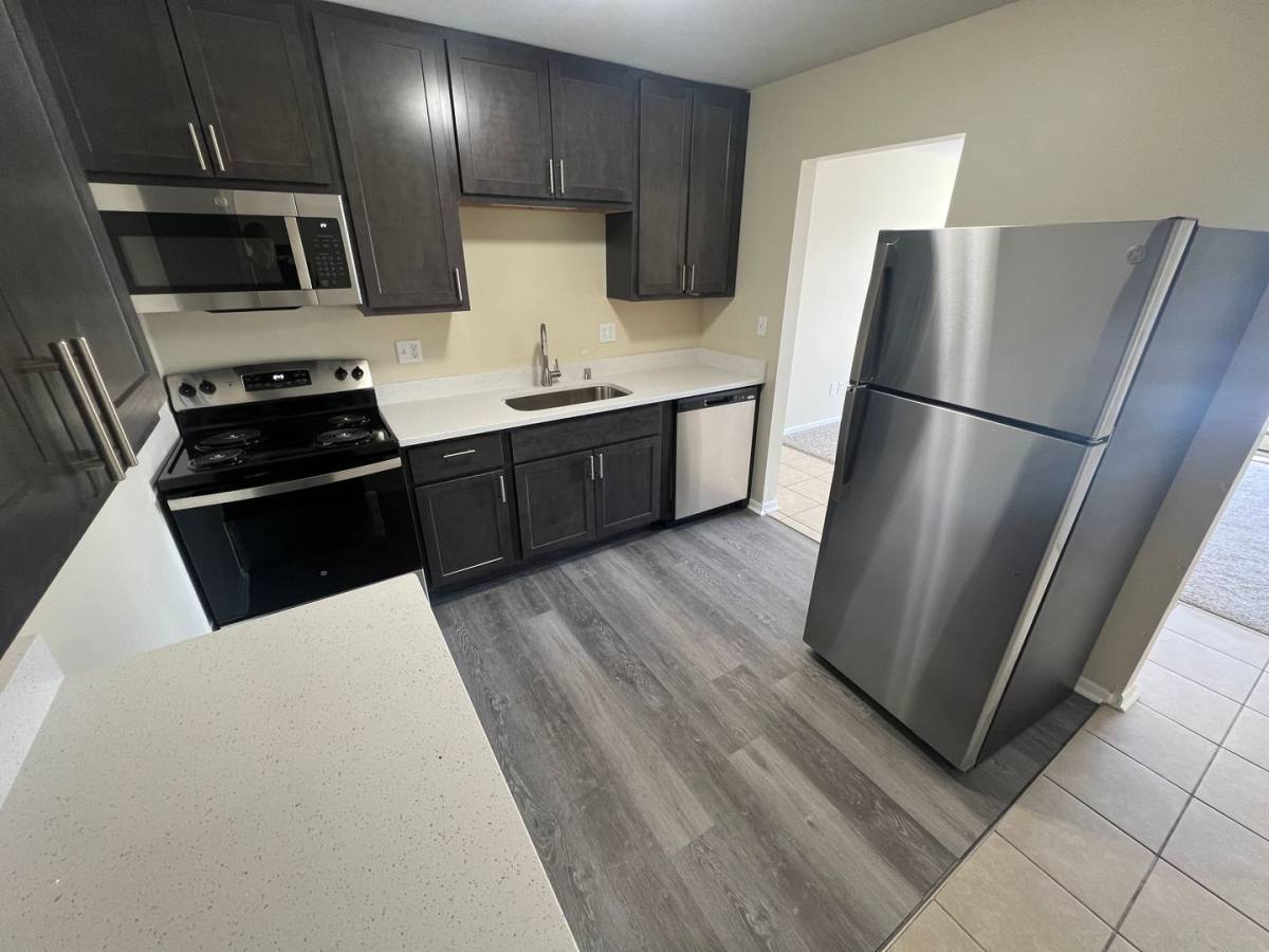 Apartment for rent at 215 Williamsburg Dr, Mequon, WI 53092
