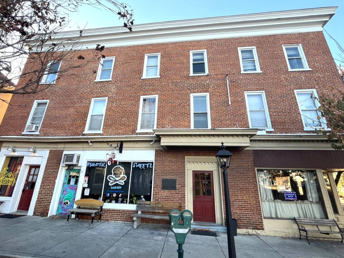 Apartment for rent at 35 Center Square, Greencastle, PA 17225