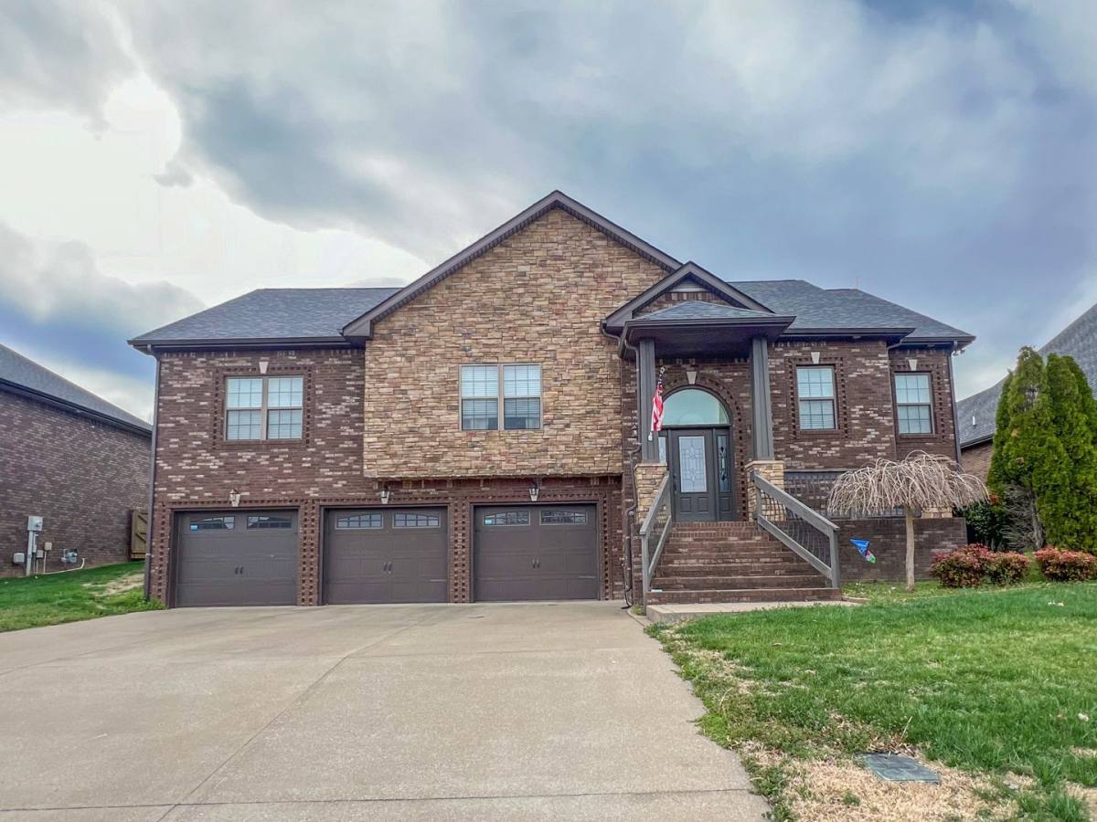 House for rent at 164 Covey Rise Circle, Clarksville, TN 37043