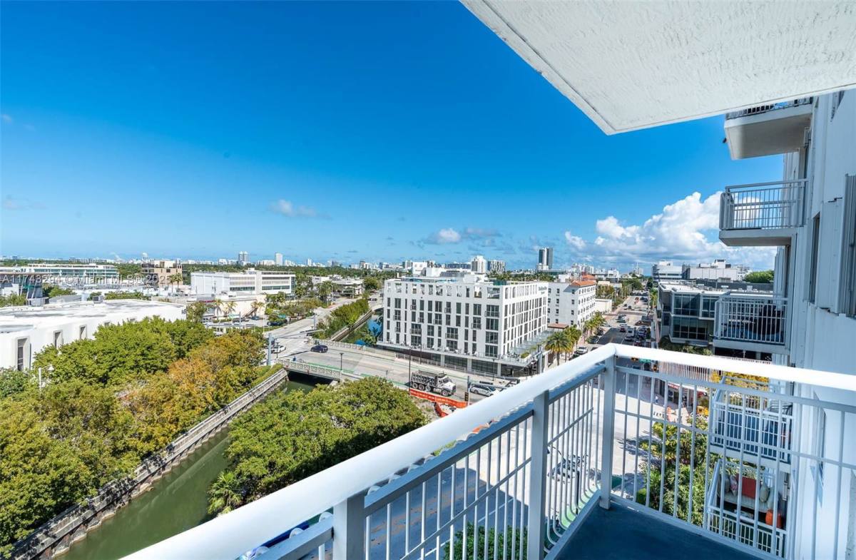 Apartment for rent at 1688 W Ave #805, Miami Beach, FL 33139